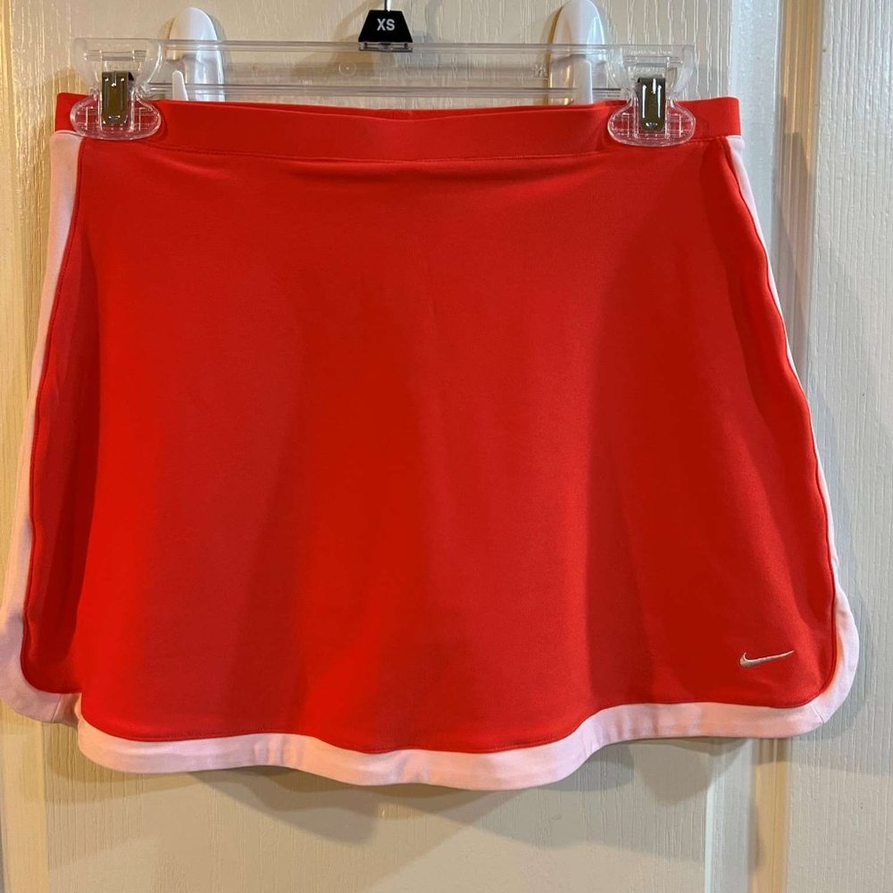 Nike Tennis Skirt (girls large)